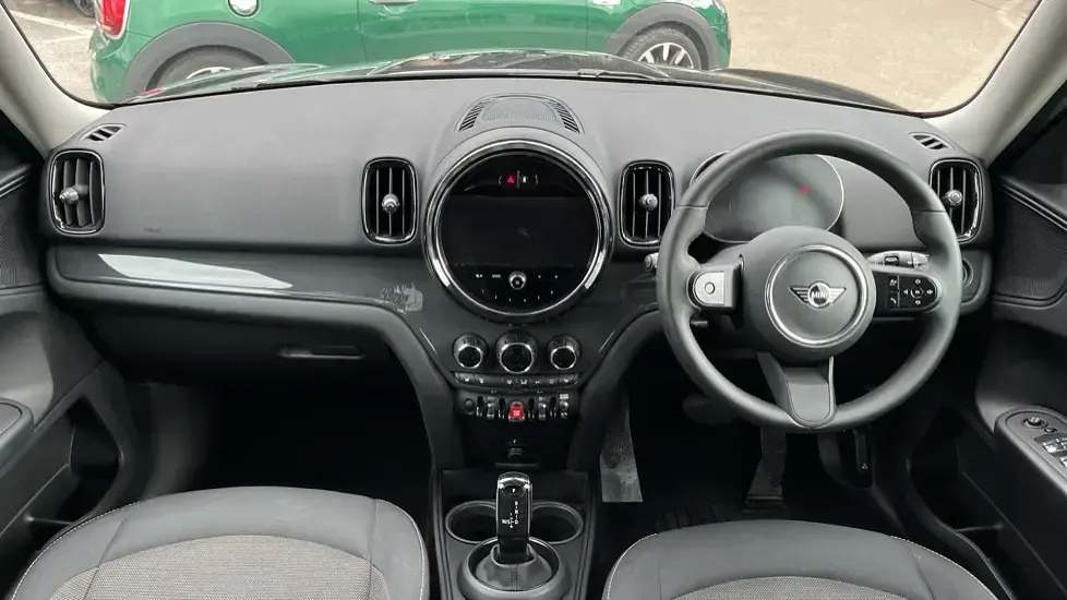 Used Mini Countryman Classic 2023 Enigmatic black metallic SUV