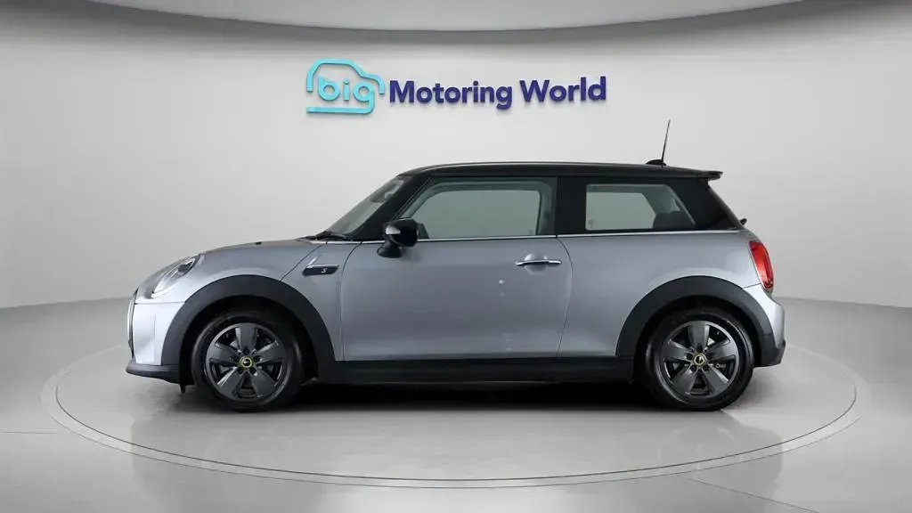 Used Mini Cooper SE Hatch 135 kW (184 HP) 2023 Hatchback
