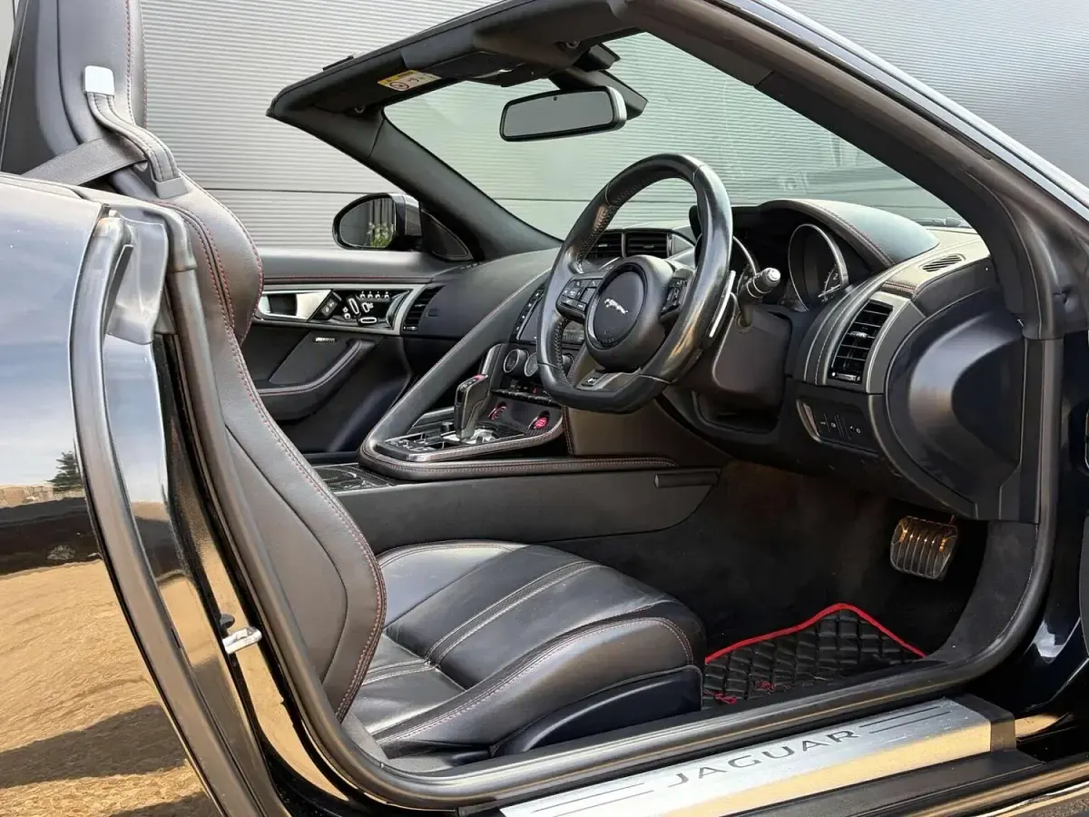 Used Jaguar F-Type R 2015 Black Cabriolet