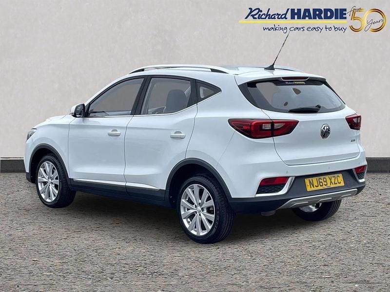 Used MG ZS Excite 105 HP (77 kW) 2019 White SUV
