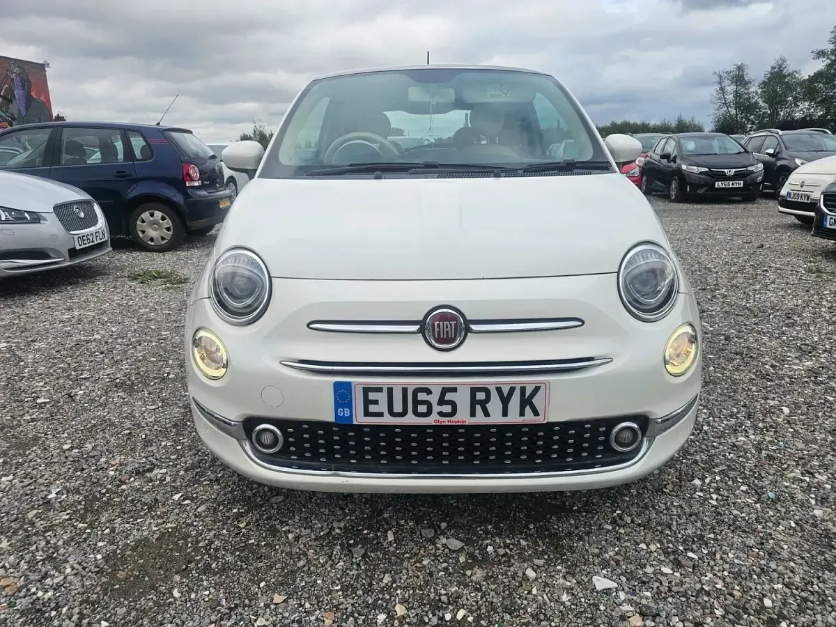 Used Fiat 500 Lounge 69 HP (50 kW) 2015 White Hatchback