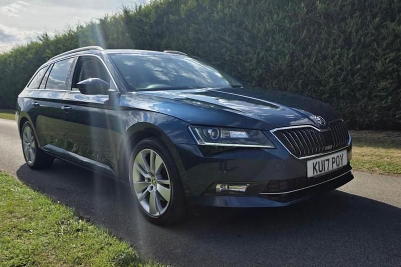 Blue Used 2017 Skoda Superb SE L Executive Estate | £10,750 (Fair price) - Image 1/1