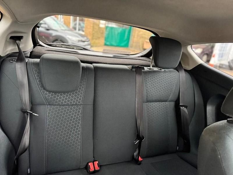 Used Ford Fiesta Titanium 94 HP (69 kW) 2008 Silver Hatchback