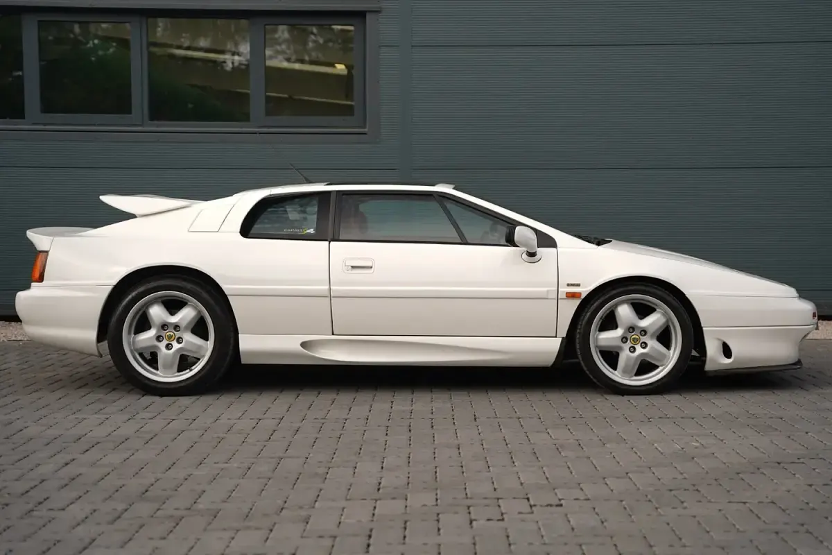 Used Lotus Esprit 284 HP (208 kW) 1994 White Coupe