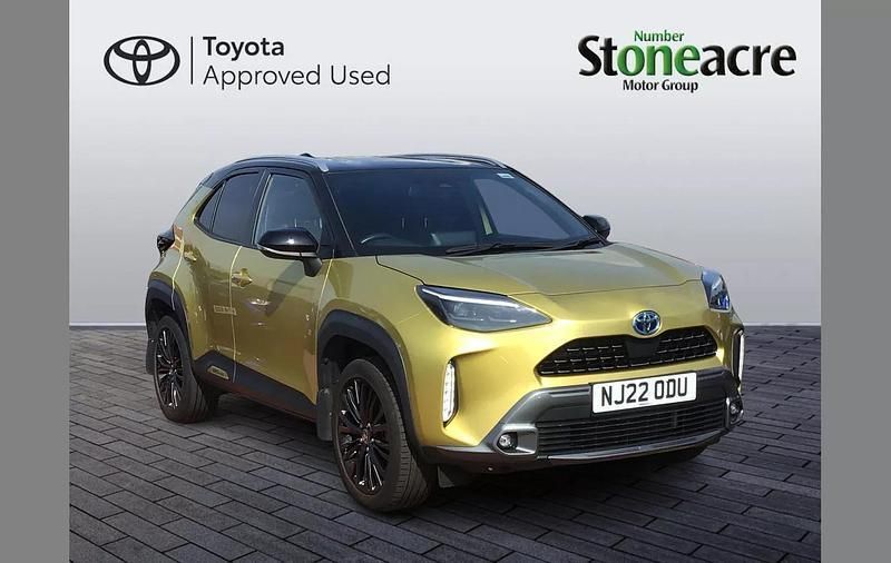 Yellow Used 2022 Toyota Yaris Cross SUV | £20,500 (Fair price) - Image 1/2