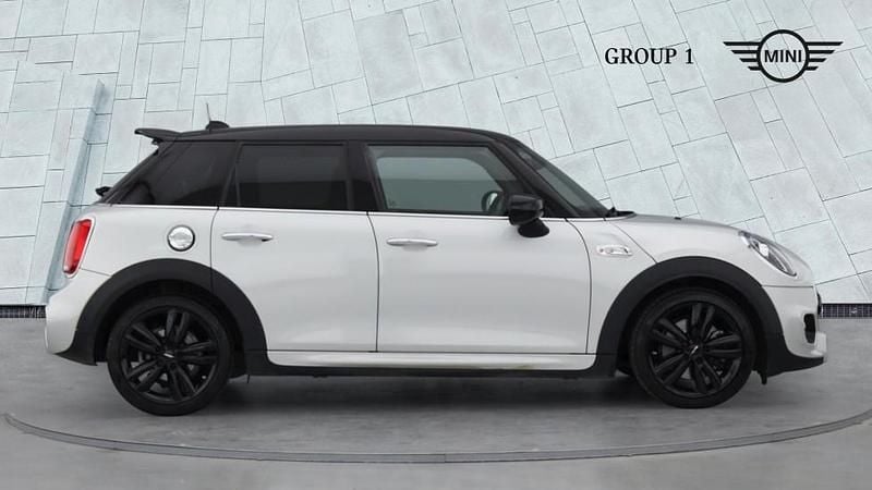 Used Mini Cooper S Sport 189 HP (139 kW) 2021 Silver Hatchback