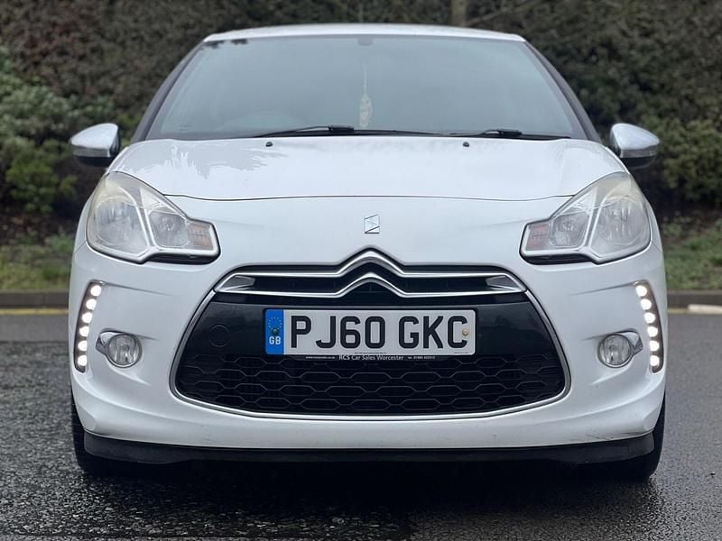 Usado Citroën DS3 110 HP (80 kW) 2010 Branco Citadino