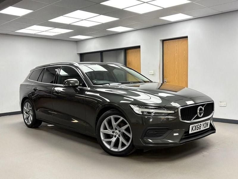 Used Volvo V60 Momentum 150 HP (110 kW) 2018 Grey Estate
