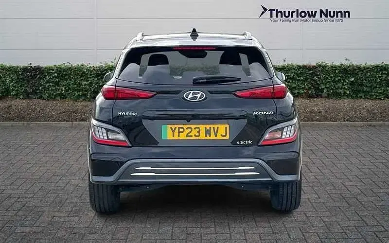 Used Hyundai Kona Premium 150 kW (204 HP) 2022 Black SUV