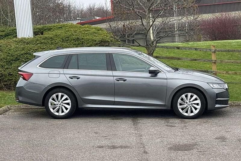 Used Skoda Octavia SE L 150 HP (110 kW) 2025 Graphite grey metallic Estate