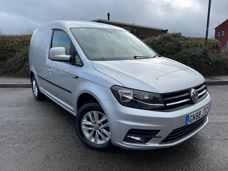 Used VW Caddy Highline 102 HP (75 kW) 2018 Silver MPV