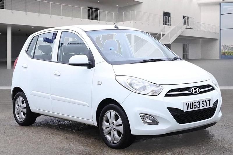 White Used 2013 Hyundai i10 Active Hatchback | £7,000 (Expensive) - Image 1/1