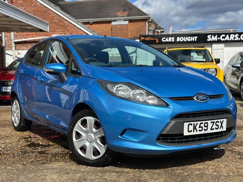 Used Ford Fiesta Titanium 2009 Blue Hatchback