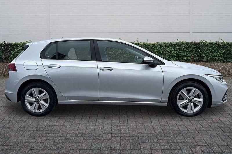 Used VW Golf VII Life 150 HP (110 kW) 2021 Silver Hatchback