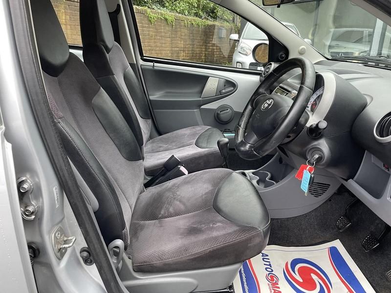 Used Toyota Aygo Platinum 2008 Silver Hatchback