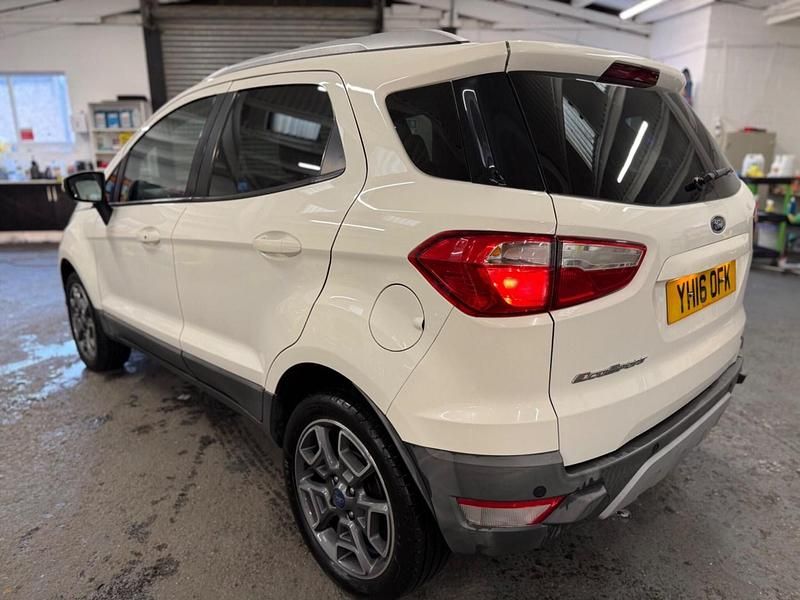 Used Ford Ecosport Titanium 125 HP (91 kW) 2016 White SUV