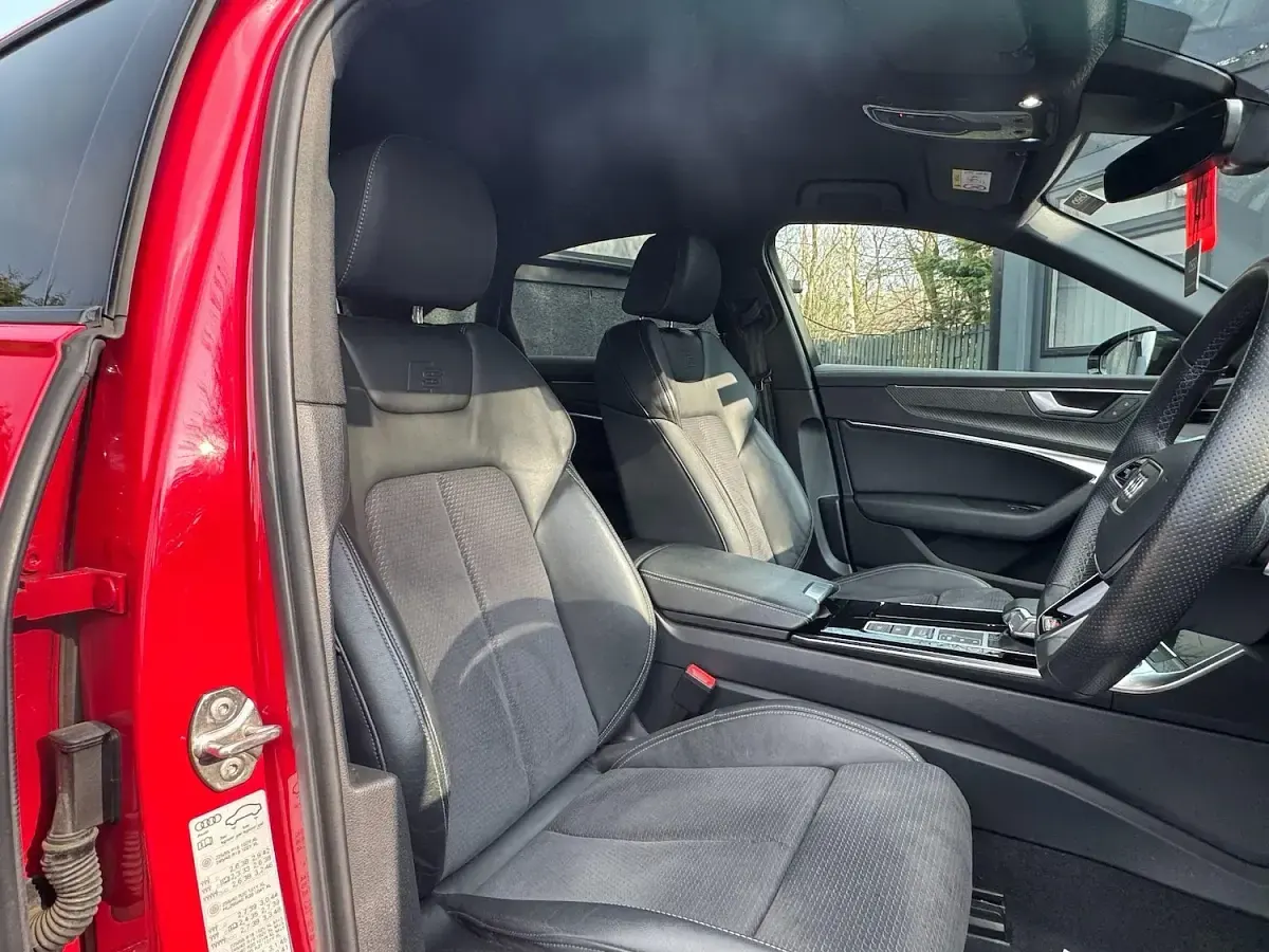 Used Audi A6 Black Edition 299 HP (219 kW) 2023 Red Sedan