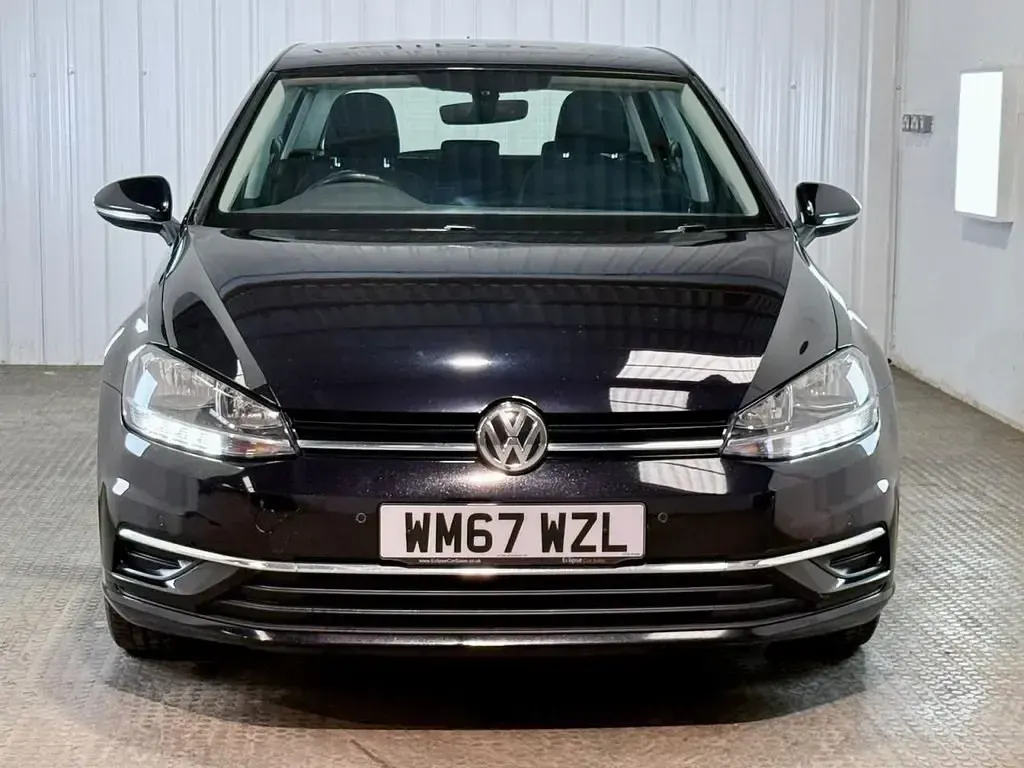 Second-hand VW Golf VII SE 115 CP (84 kW) 2018 Negru Hatchback