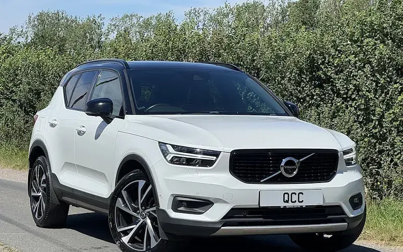 Used Volvo XC40 R-Design Pro 190 HP (139 kW) 2019 SUV