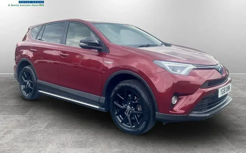 Usado Toyota RAV4 197 HP (144 kW) 2018 SUV