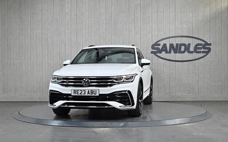 Used VW Tiguan R-line 150 HP (110 kW) 2023 White SUV