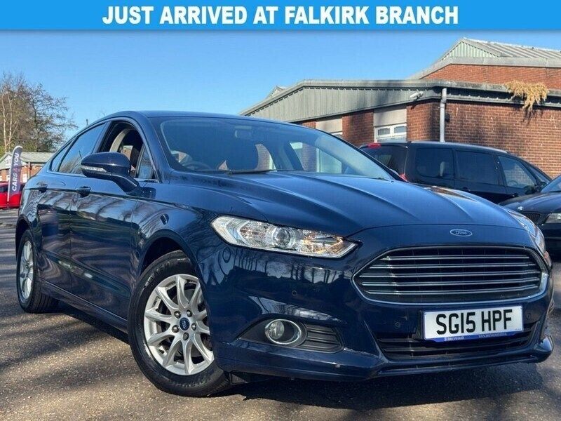 Blue Used 2015 Ford Mondeo Zetec Hatchback | £9,995 (Fair price) - Image 1/4