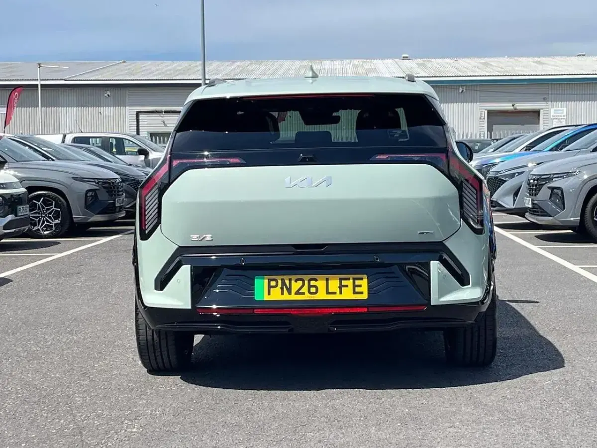 Used Kia EV3 GT-Line S 147 kW (201 HP) 2026 Green SUV