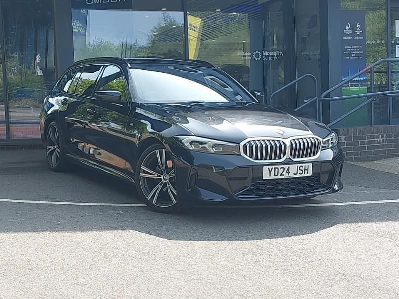 Black Used 2024 BMW 320 M Sport Estate | £31,998 (Fair price) - Image 1/4