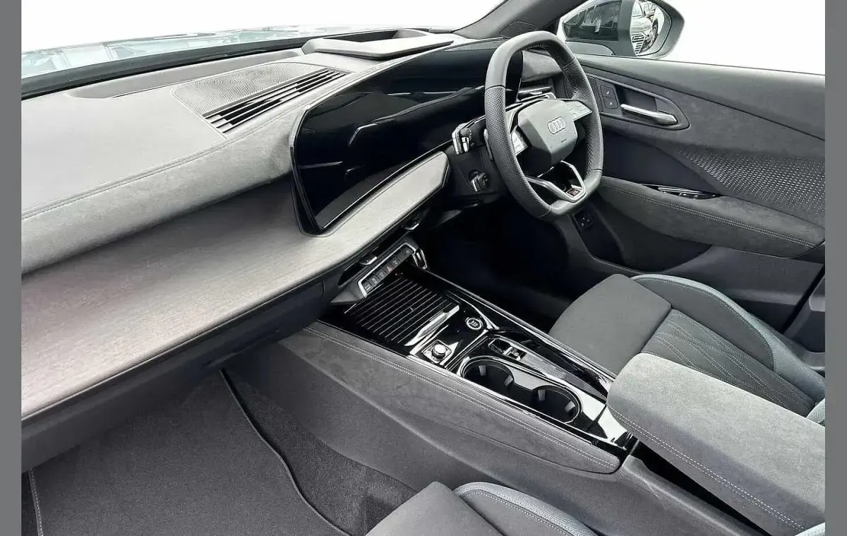 New Audi Q3 Advanced 267 HP (196 kW) 2026 Grey SUV