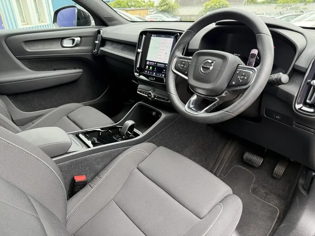 Used Volvo C40 Core 169 kW (231 HP) 2023 Black SUV