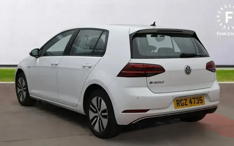 Used VW e-Golf 99 kW (135 HP) 2019 White Hatchback