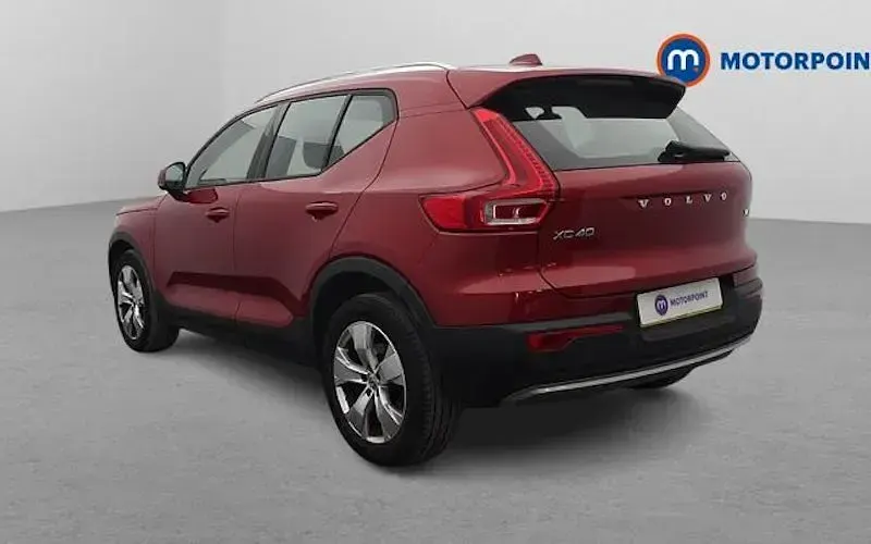 Used Volvo XC40 Momentum 190 HP (139 kW) 2020 SUV