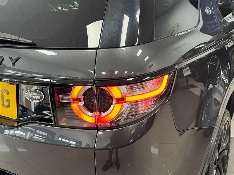Second-hand Land Rover Discovery Sport HSE Dynamic 240 CP (176 kW) 2017 Gri SUV