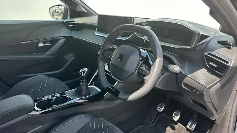 New Peugeot 208 Premium 101 HP (74 kW) 2026 Black Hatchback