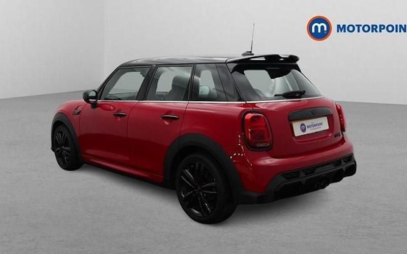 Used Mini Cooper S Hatch 178 HP (130 kW) 2021 Red Hatchback