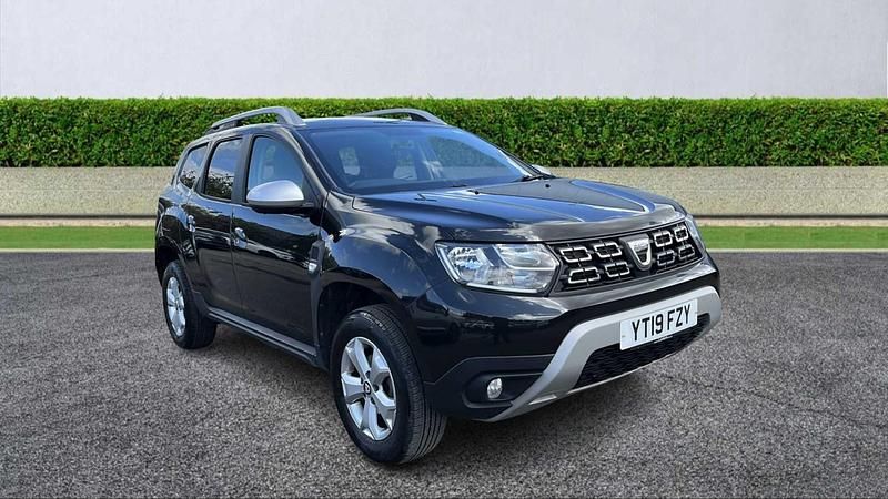 Black Used 2019 Dacia Duster Comfort SUV | £8,899 (Fair price) - Image 1/4