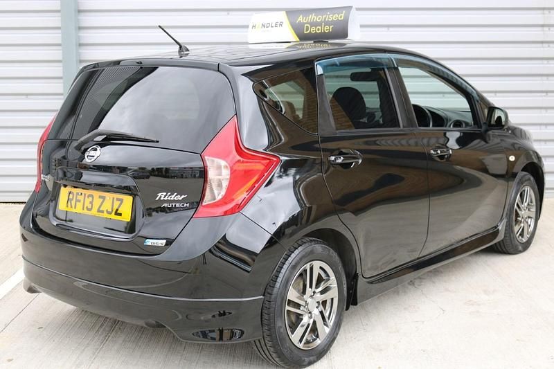 Używany Nissan Note S 80 KM (58 kW) 2013 Czarny Minivan