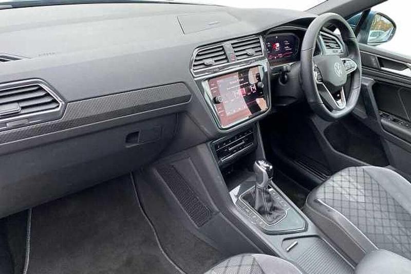Used VW Tiguan R-line 150 HP (110 kW) 2023 Blue SUV