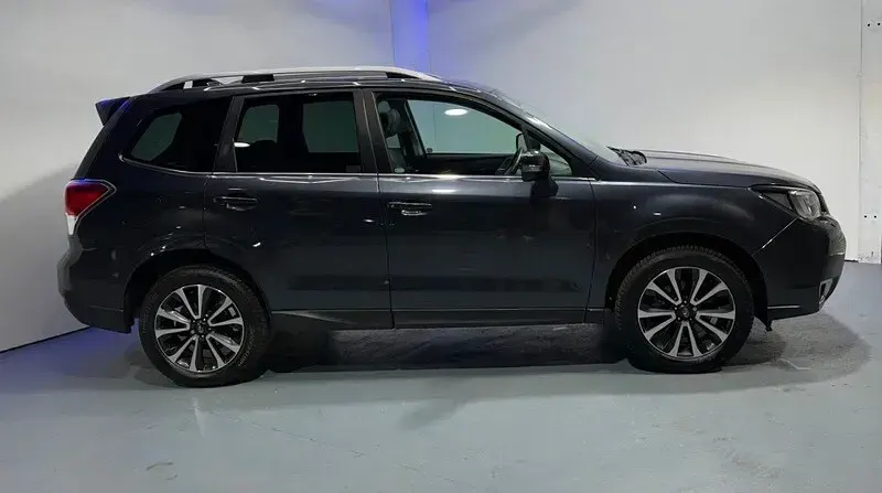 Used Subaru Forester 150 HP (110 kW) 2018 Grey SUV