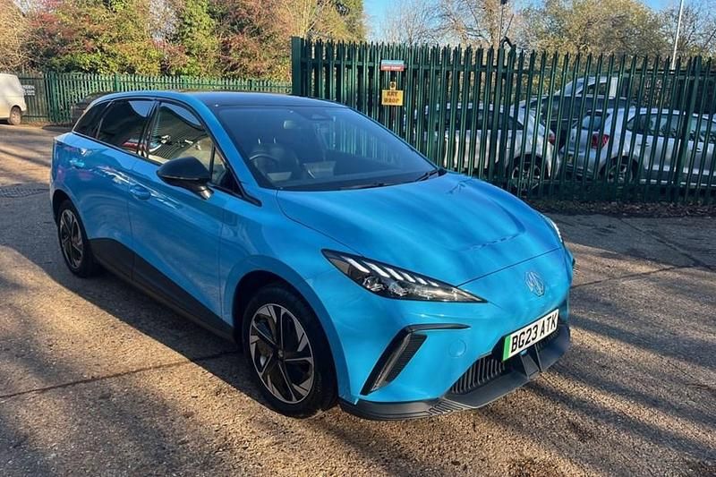 Blue Used 2023 MG MG4 EV Trophy Hatchback | £13,695 (Fair price) - Image 1/1