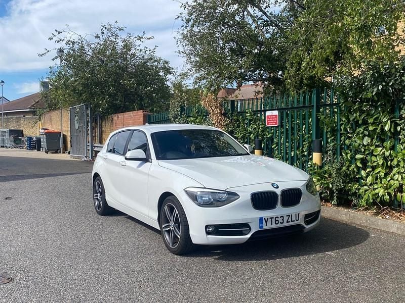 White Used 2013 BMW 114 Sport Line Hatchback | £3,650 (Good price) - Image 1/4