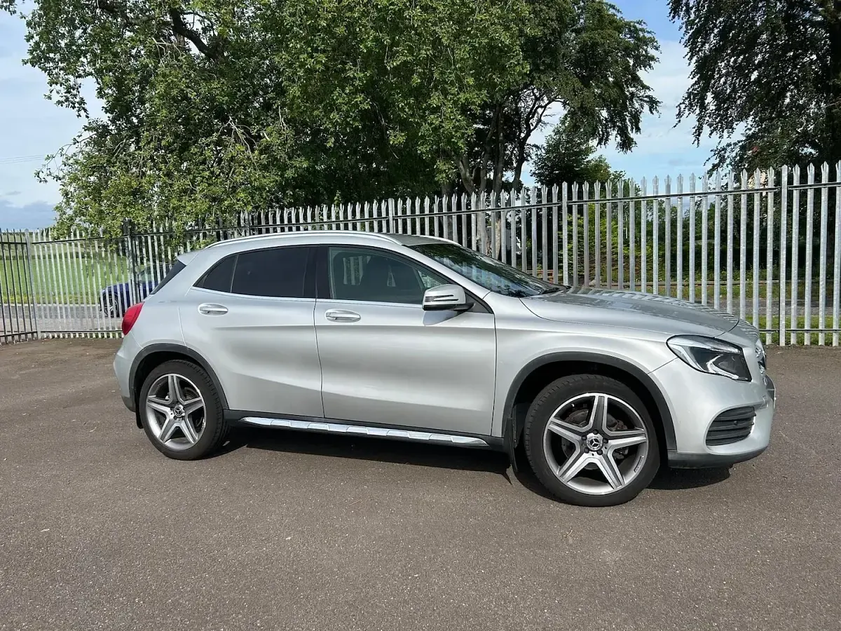 Used Mercedes GLA220 AMG line 174 HP (127 kW) 2018 Silver SUV
