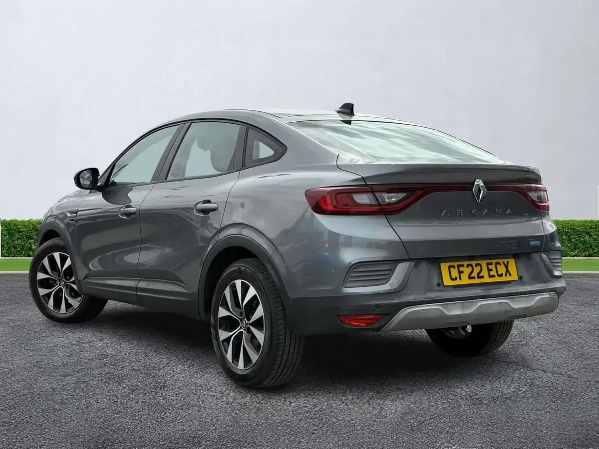 Used Renault Arkana Iconic 142 HP (104 kW) 2022 Grey SUV