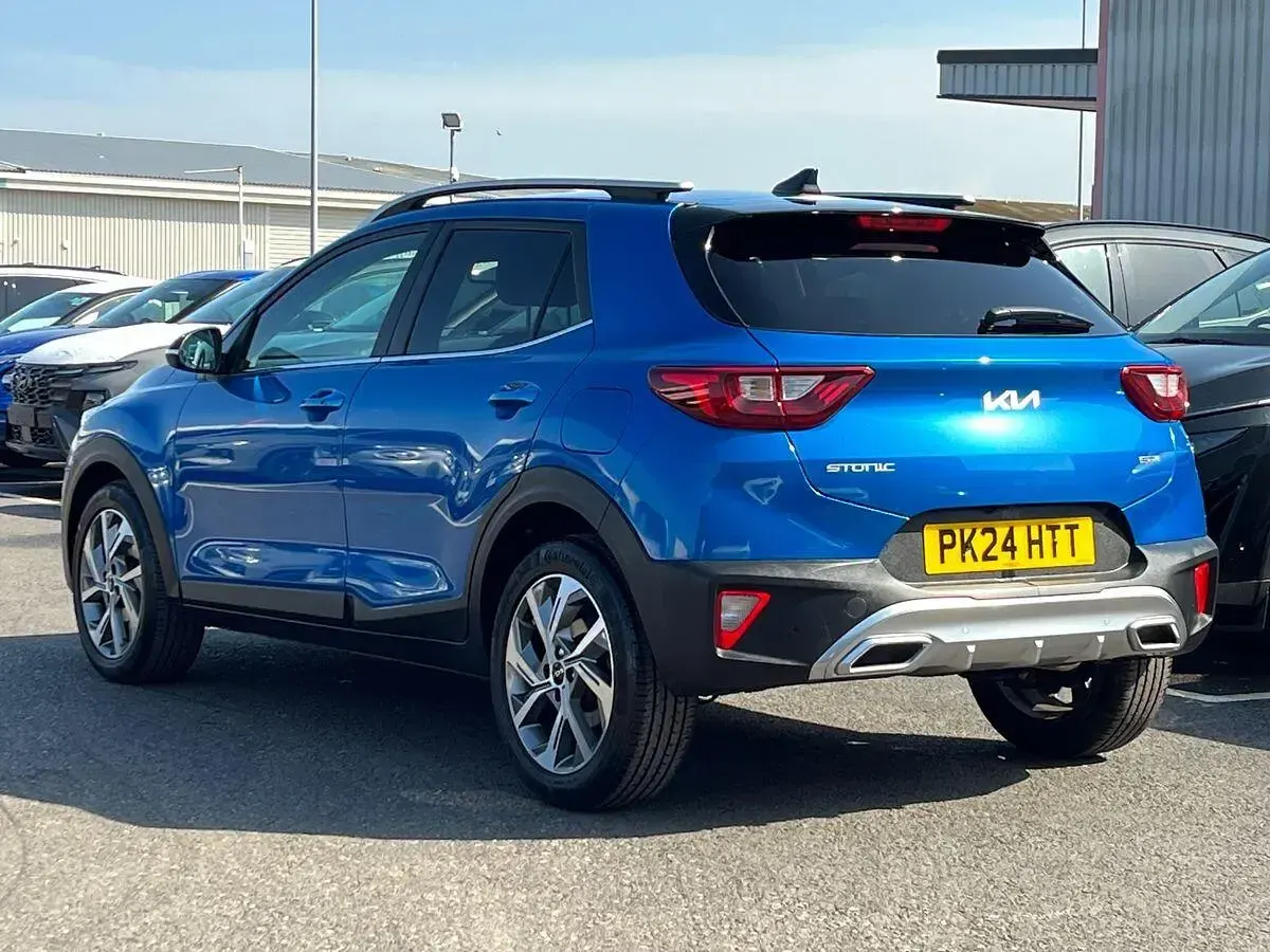 Used Kia Stonic GT-Line S 118 HP (86 kW) 2024 Blue SUV