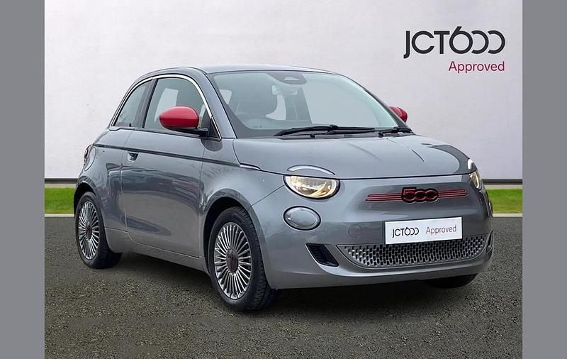Second-hand Fiat 500e Red 86 kW (118 CP) 2022 Gri Hatchback