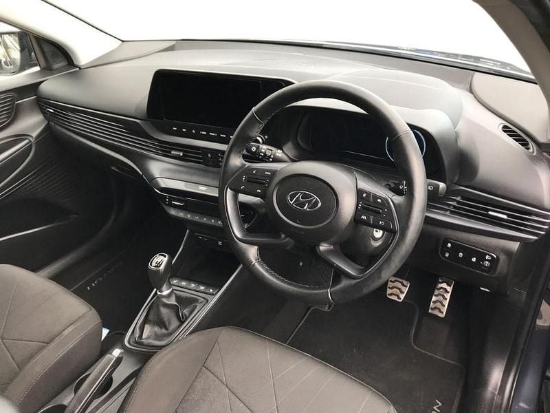 Used Hyundai Bayon Premium 99 HP (72 kW) 2023 Grey SUV