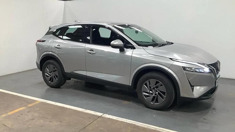 Silver Used 2022 Nissan Qashqai Acenta Premium SUV | £17,398 (Super price) - Image 1/4