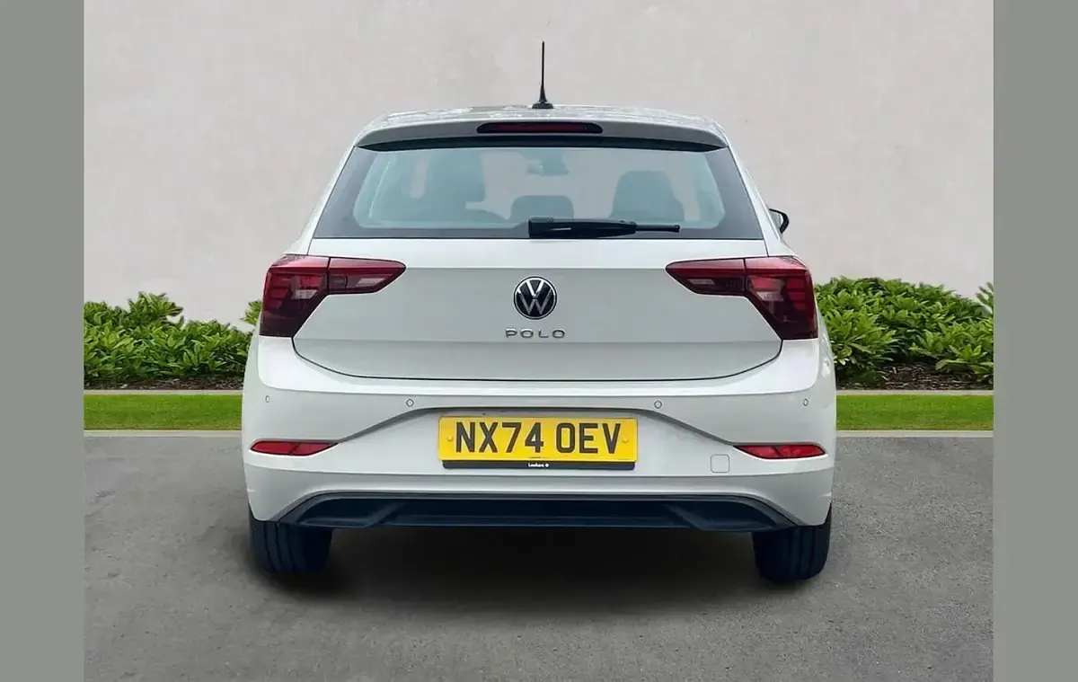 Begagnad VW Polo Life 80 HK (58 kW) 2024 Grå Halvkombi