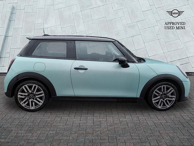 Usado Mini Cooper S Hatch 201 HP (147 kW) 2024 Verde Citadino