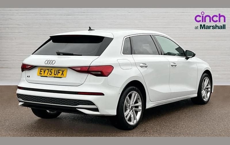 Used Audi A3 e-tron Sport 200 HP (147 kW) 2025 White Hatchback